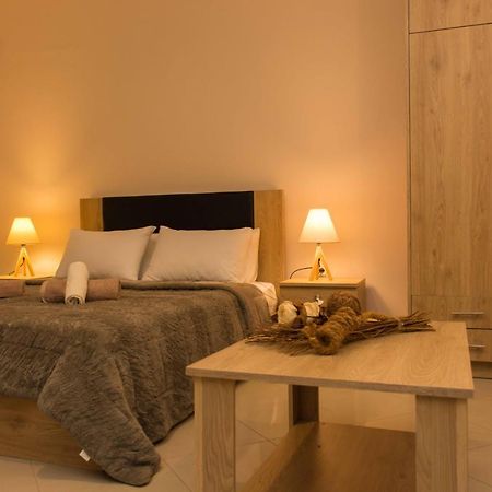 Central Luxury Studio Corinthe Extérieur photo