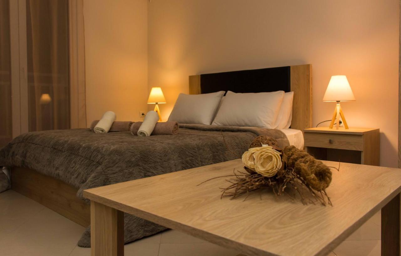 Central Luxury Studio Corinthe Extérieur photo